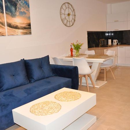 Apartament Dorado Миелно Екстериор снимка